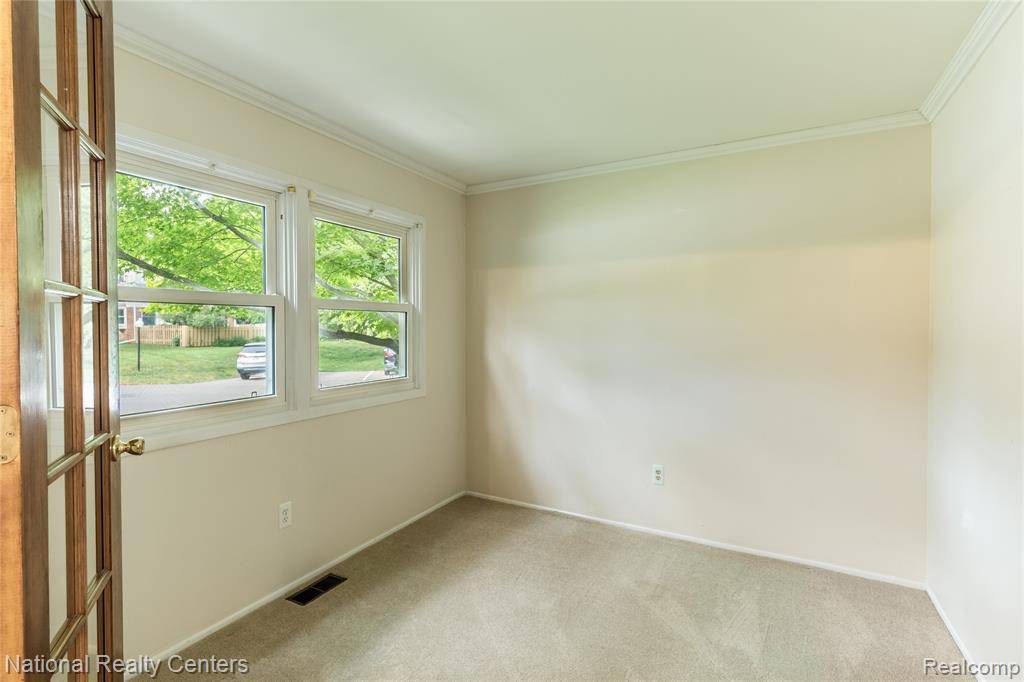 Troy, MI 48098,5107 Buckingham Place