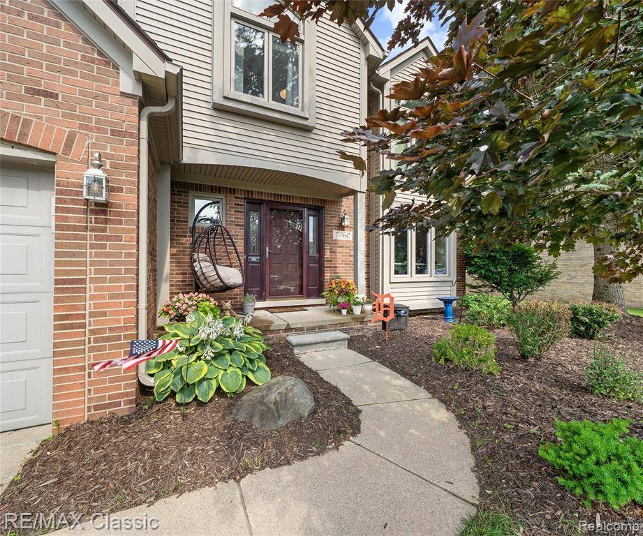 7060 Fox Hills Road, Canton, MI 48187