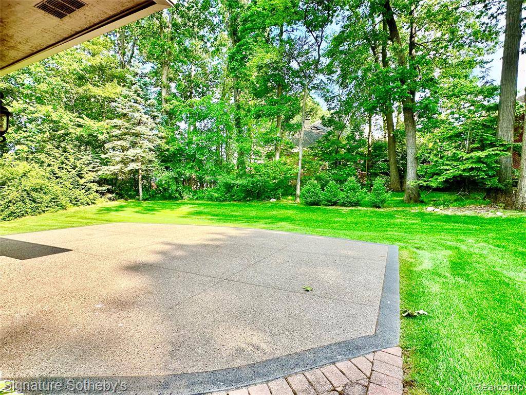Rochester Hills, MI 48309,3079 Kenwood Drive