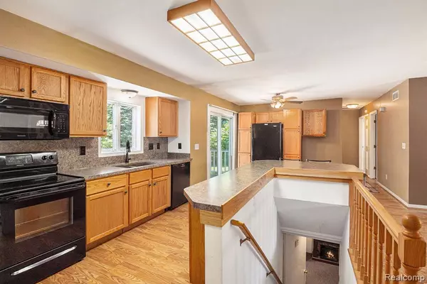 Columbiaville, MI 48421,4788 Apache Trail