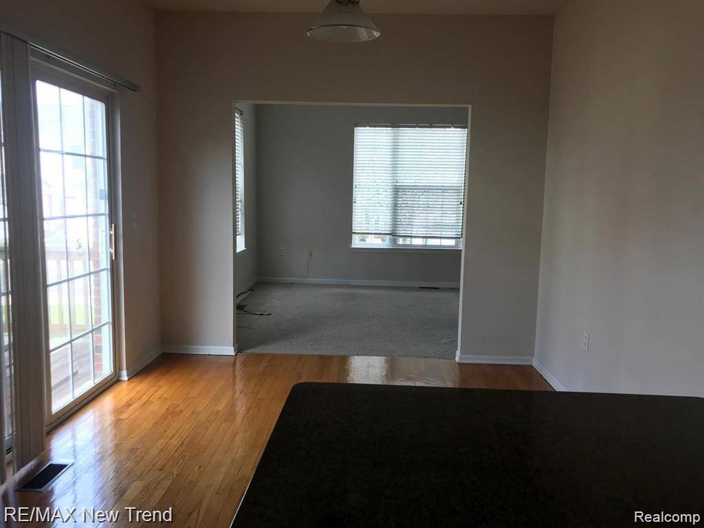 Novi, MI,29353 Douglas Drive