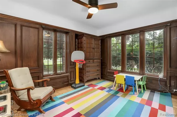 Grosse Pointe Park, MI 48230,753 Grand Marais Street