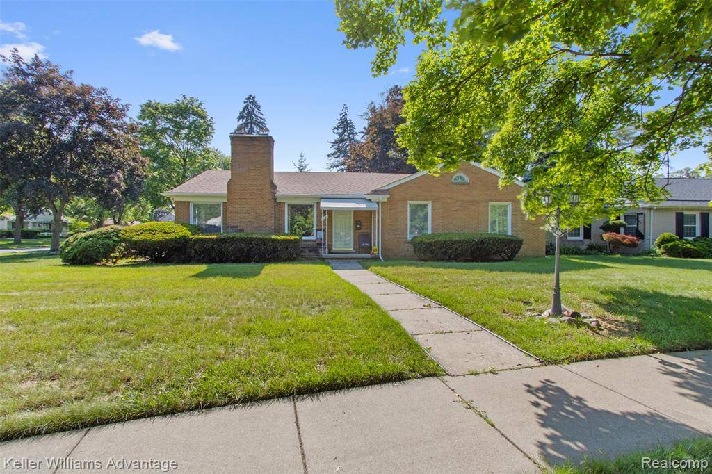 Southfield, MI 48075,21415 Lathrup Street