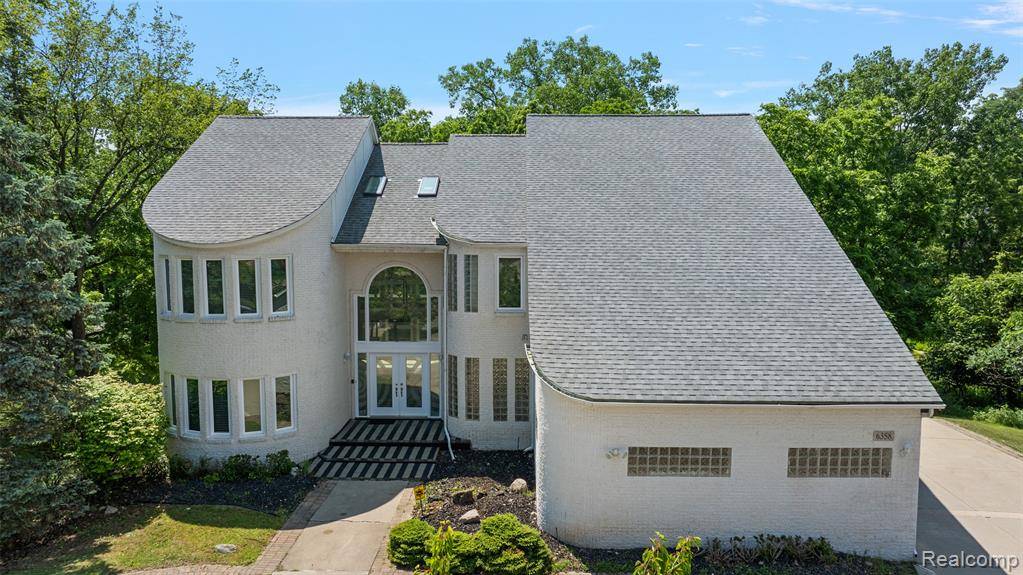 6358 Golden Lane, West Bloomfield, MI