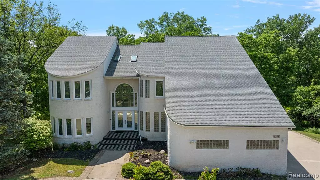 West Bloomfield, MI,6358 Golden Lane