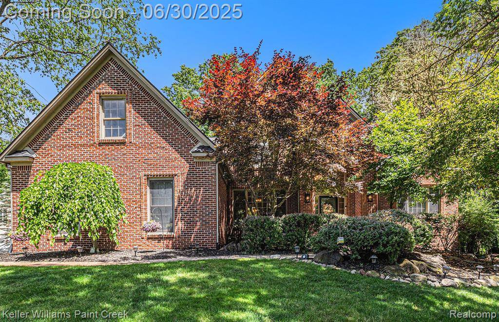 2868 Masters Court, Pinckney, MI 48169