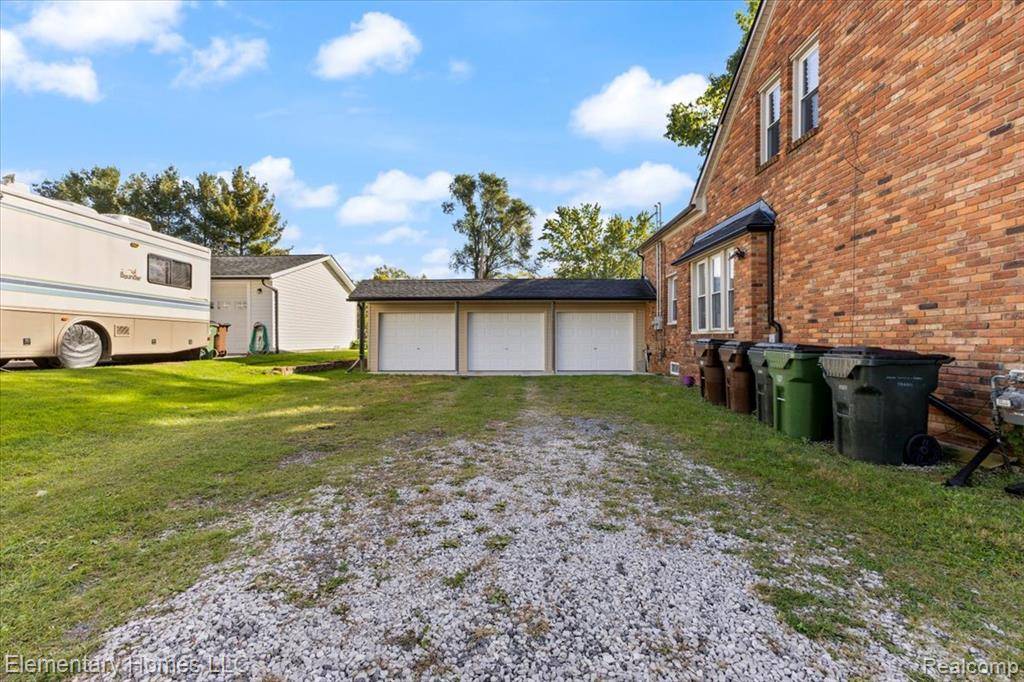 Shelby Twp, MI 48317,45866 Gable Inn Street