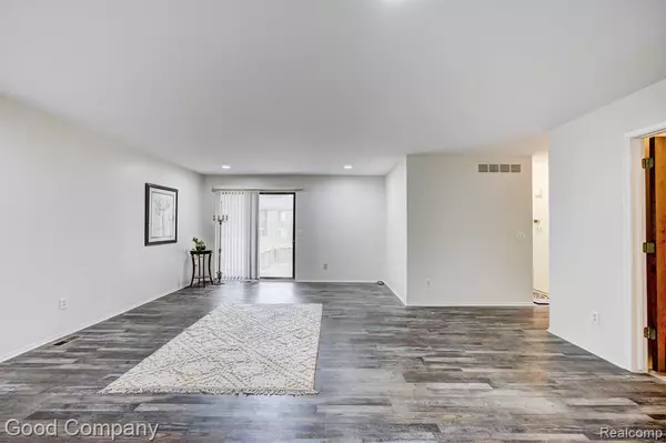 Shelby Twp, MI 48317,45264 Universal Court