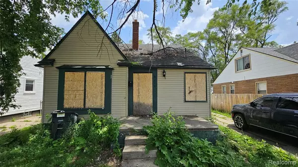8612 Rosemont Avenue, Detroit, MI 48228