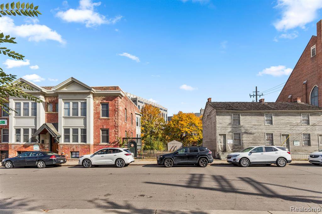 1450 6th Street, Detroit, MI 48226