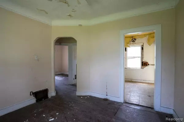 Detroit, MI 48221,16164 Turner Street