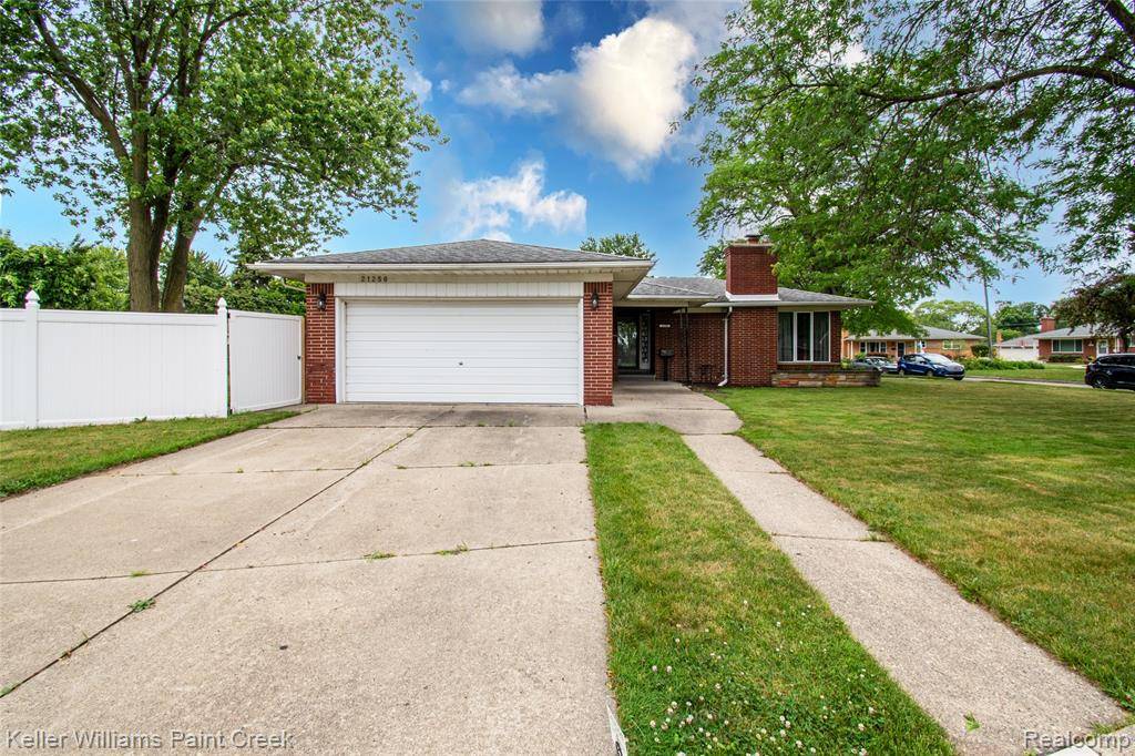 Saint Clair Shores, MI 48082,21250 Evergreen Street