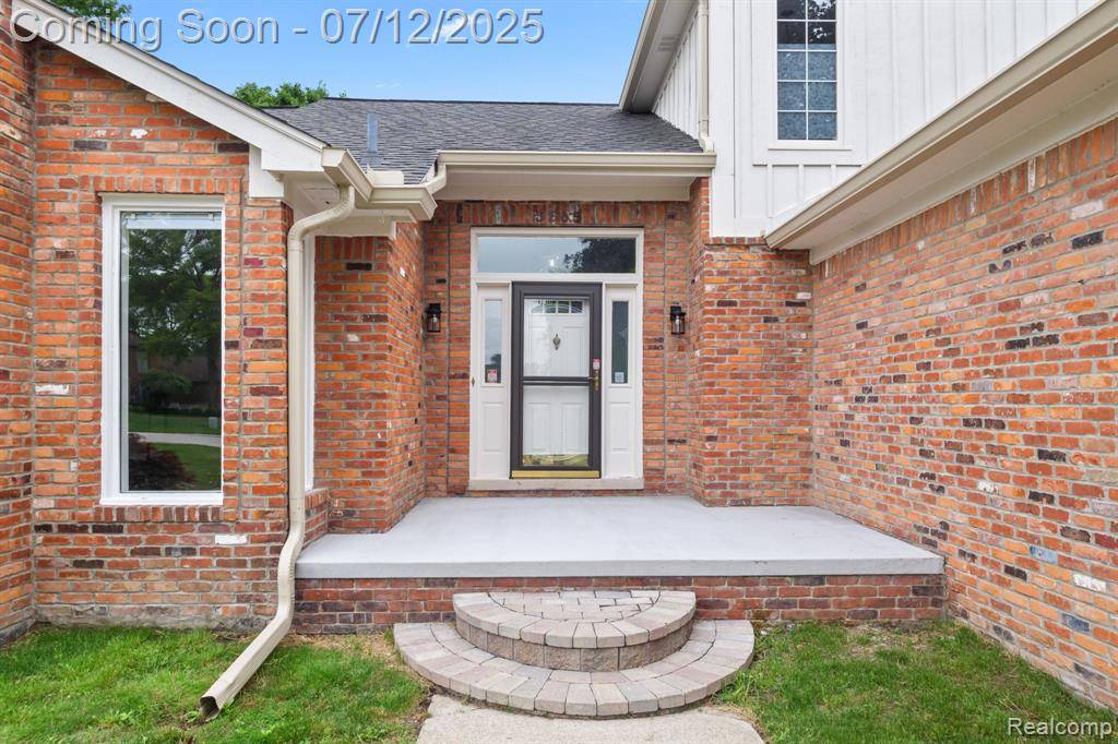 Rochester Hills, MI 48306,3565 Aynsley Drive
