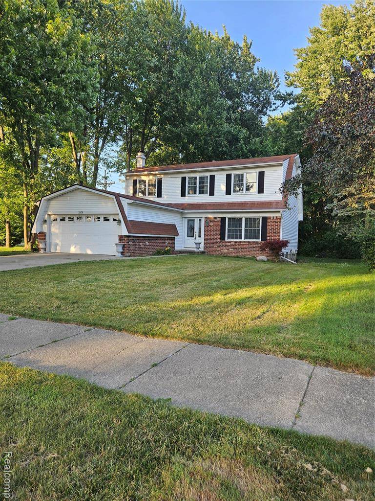 3976 Bristol Drive, Troy, MI 48083