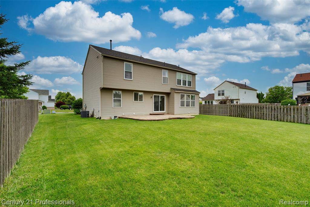 Ypsilanti, MI 48197,7648 Berwick Drive