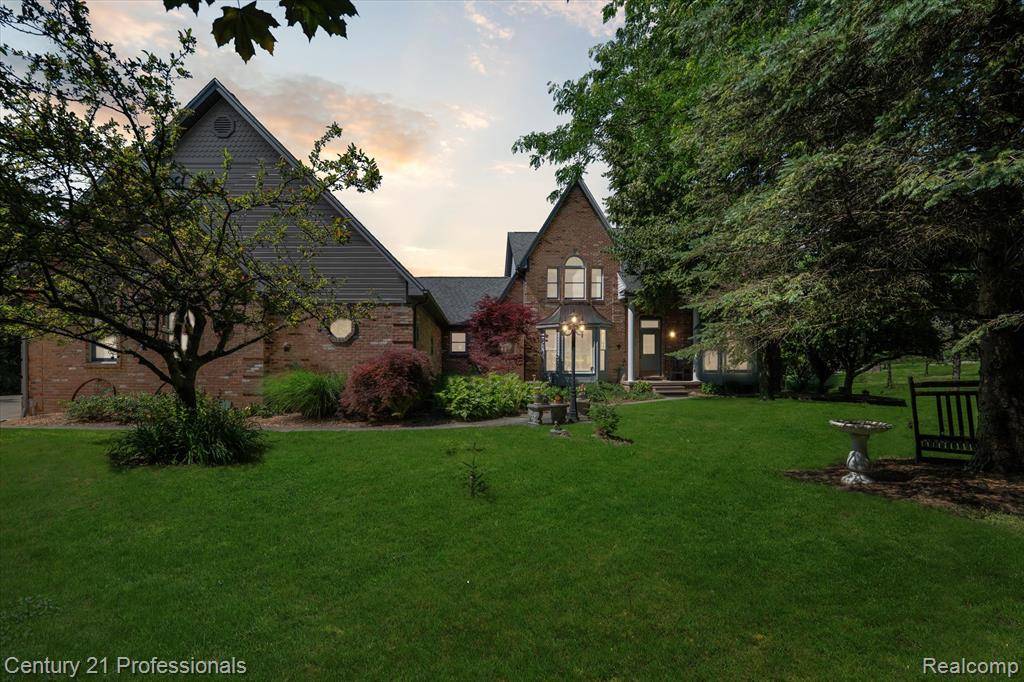 South Lyon, MI 48178,6279 7 Mile Road