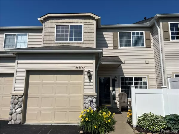 26684 Kirkway Drive, Woodhaven, MI 48183