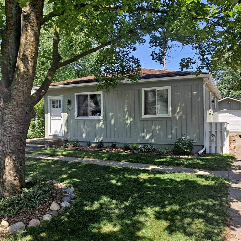 9244 Oakview Street, Plymouth, MI 48170