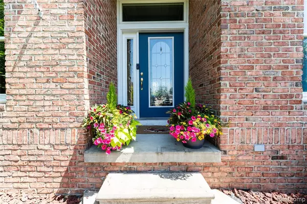Davison, MI 48423,9465 Shyre Circle