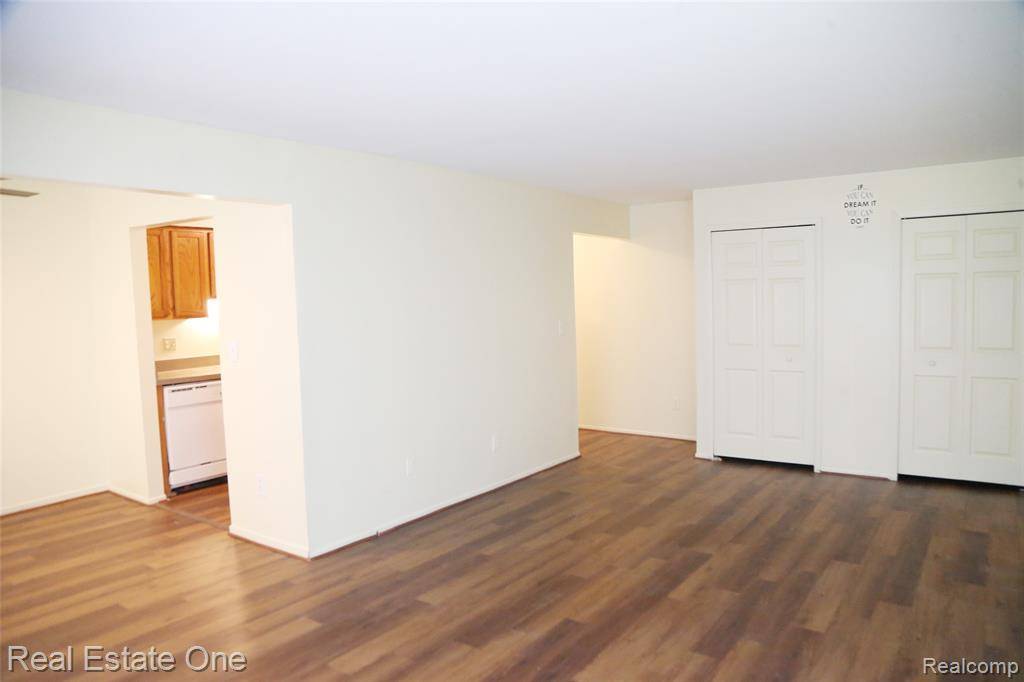 Southfield, MI 48076,19639 W 12 Mile Road