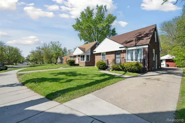 Detroit, MI 48219,18625 Codding Street