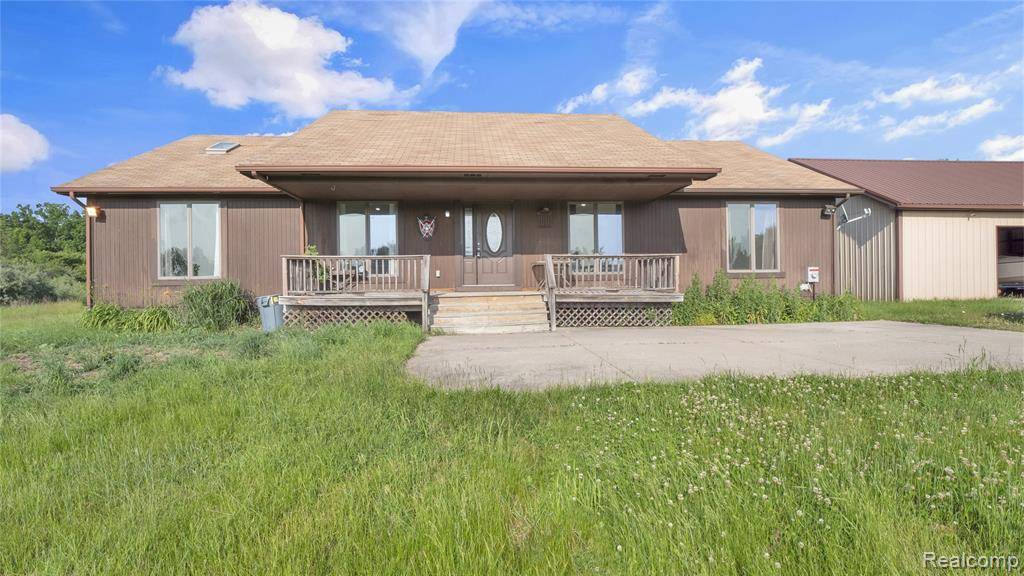 5050 Burton Road, Capac, MI 48014