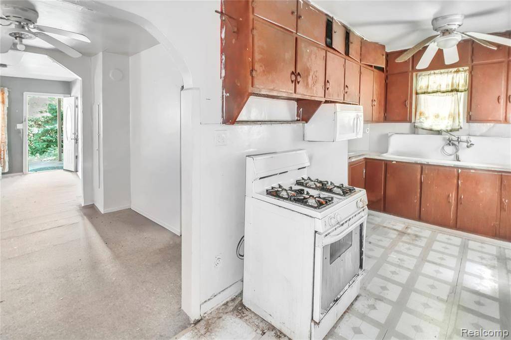 Saginaw, MI 48601,427 S 19th Street