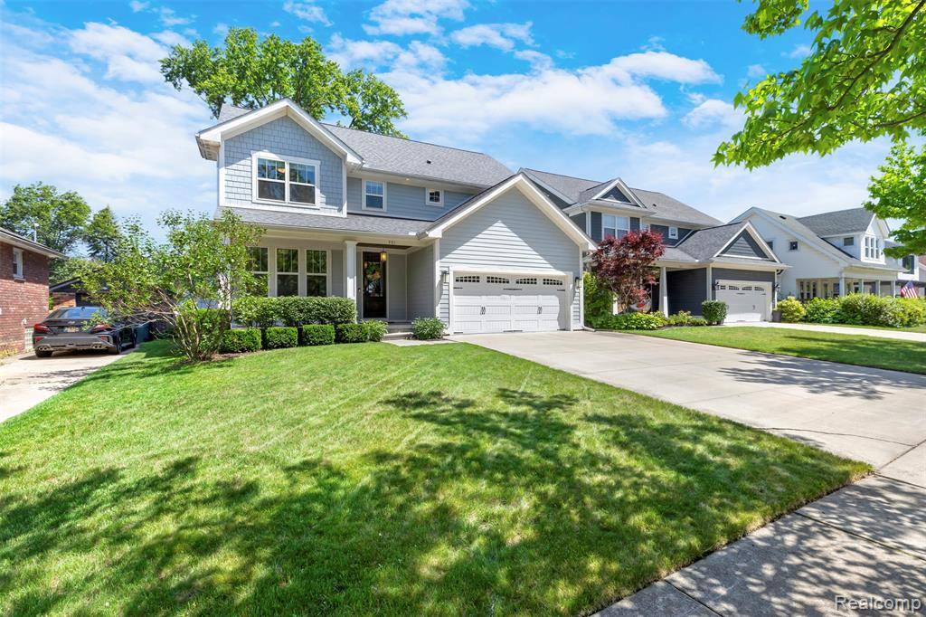 501 Devillen Avenue, Royal Oak, MI 48073