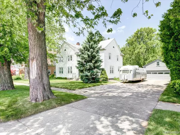 Fort Gratiot, MI 48060,2815 Military Street