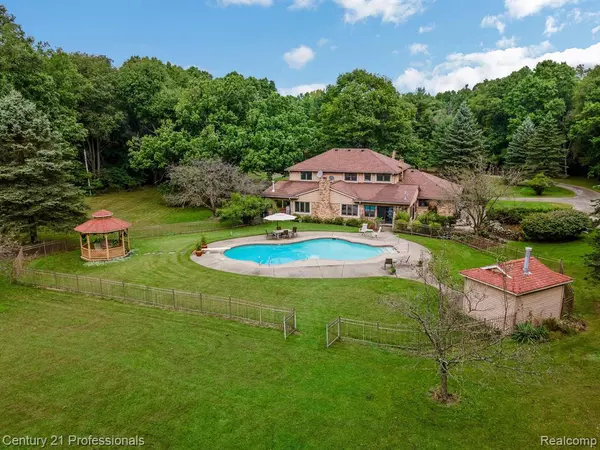 Holly, MI 48442,9601 KIER Road
