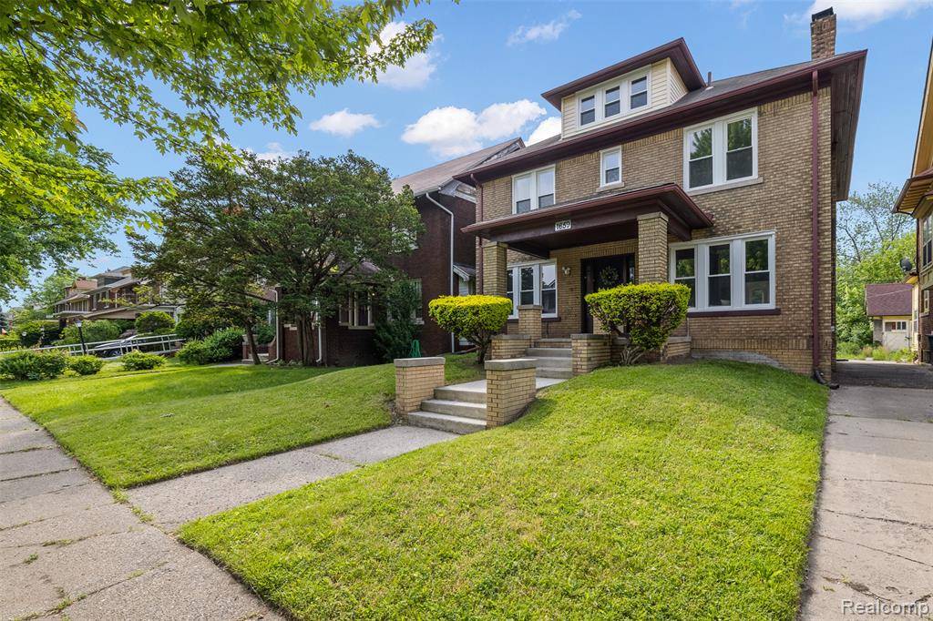 Detroit, MI 48206,1659 Longfellow Street