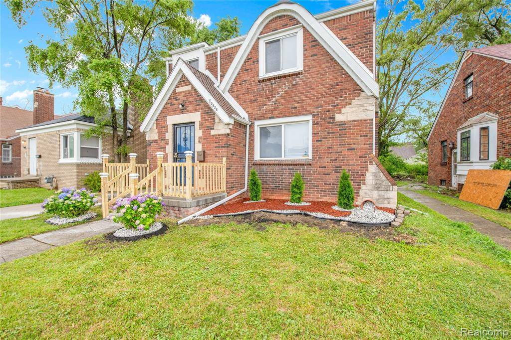 10825 E Outer Drive, Detroit, MI 48224