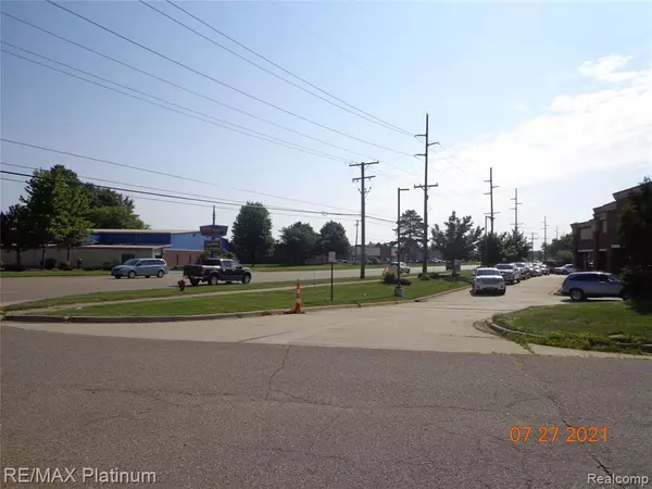 Brighton, MI 48114,6920 W. GRAND RIVER