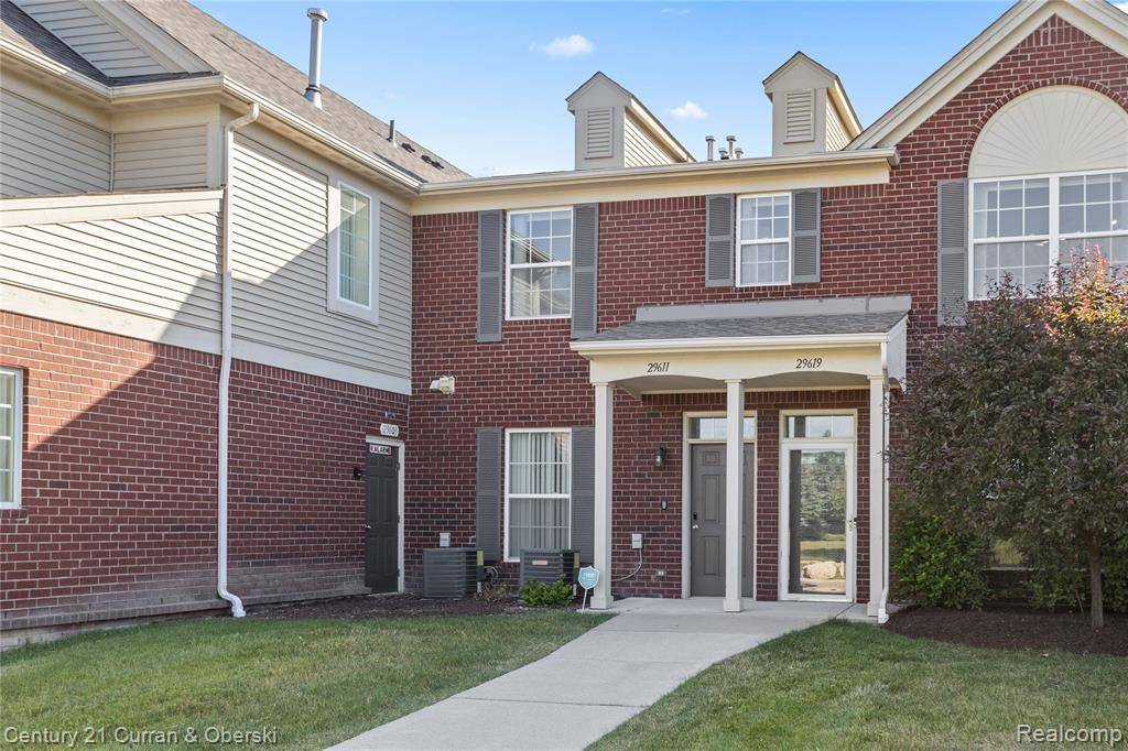 Warren, MI 48092,29611 Fox Run Circle