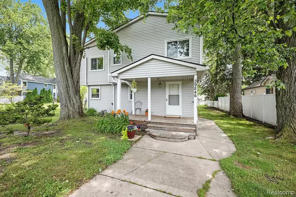 39846 Shoreline Drive, Harrison Township, MI
