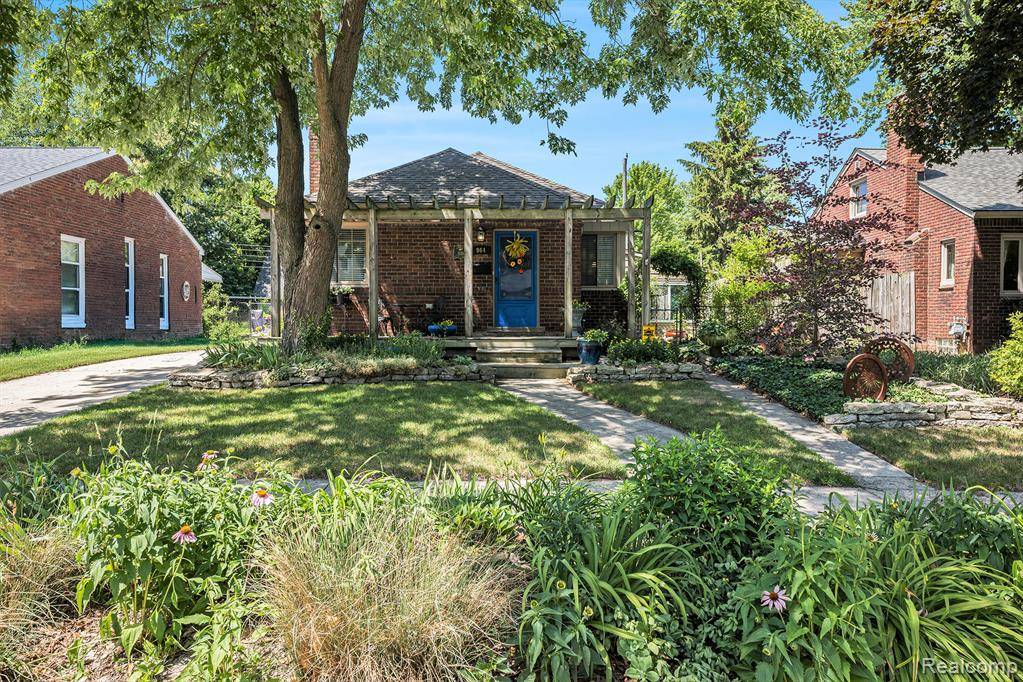 Ferndale, MI 48220,964 W Marshall Street