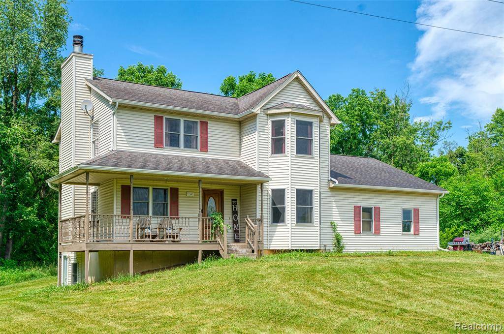 9240 Sober Road, Fowlerville, MI 48836