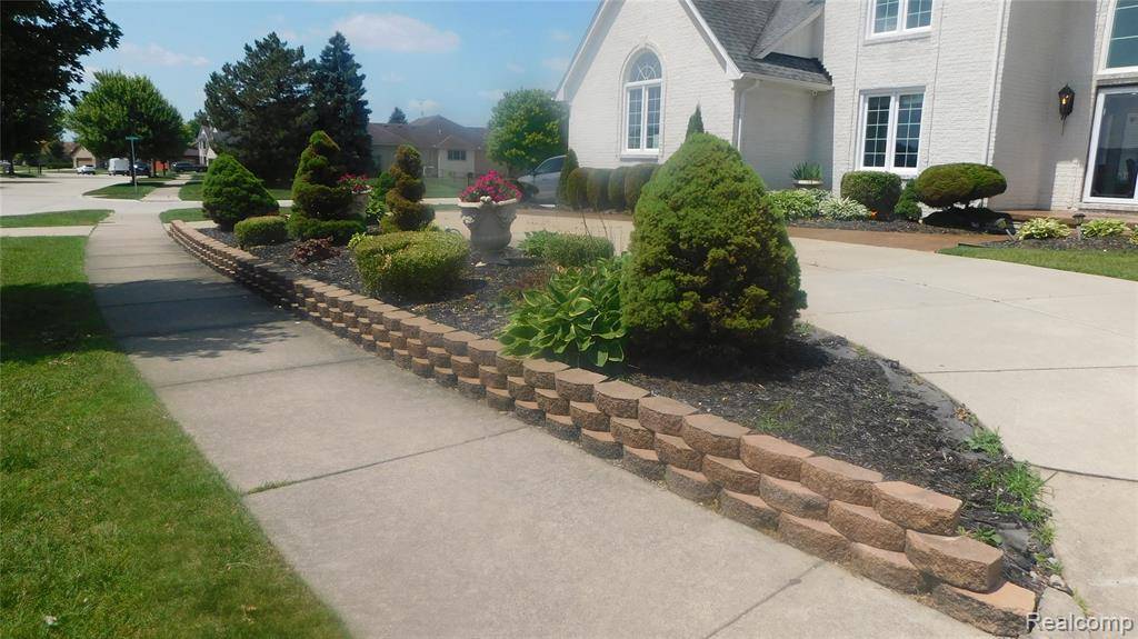 Sterling Heights, MI 48314,41431 Tarragon Drive