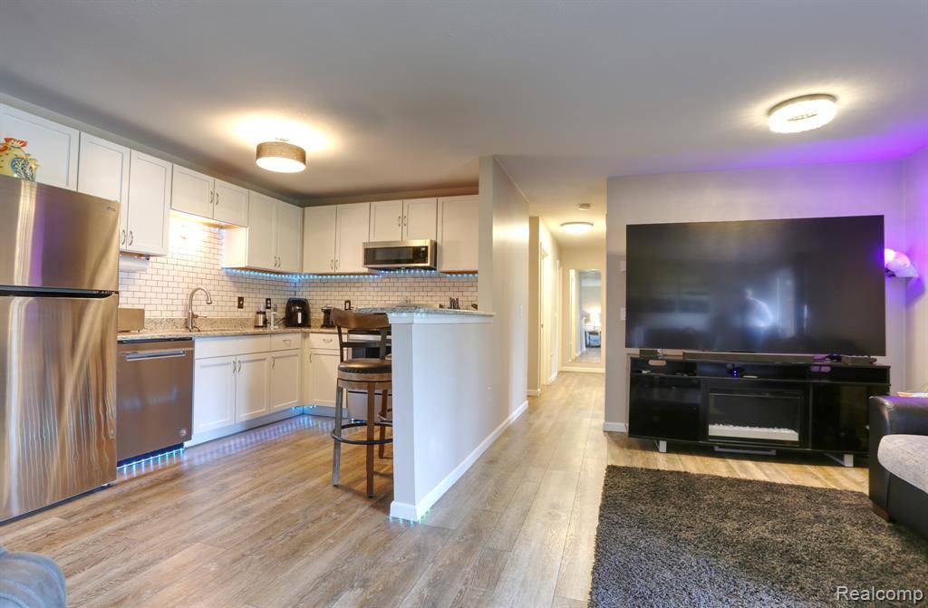 Sterling Heights, MI 48313,15127 Seagull Drive