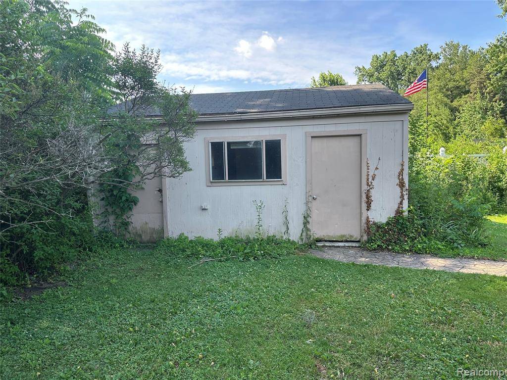 Macomb, MI 48044,20580 21 Mile Road