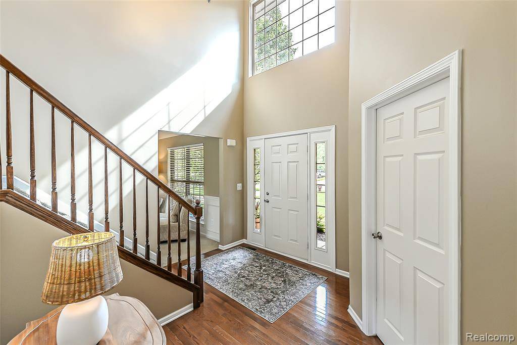 South Lyon, MI 48178,58724 Carriage Lane