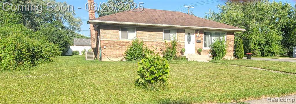 Southfield, MI 48076,28406 Stuart Avenue