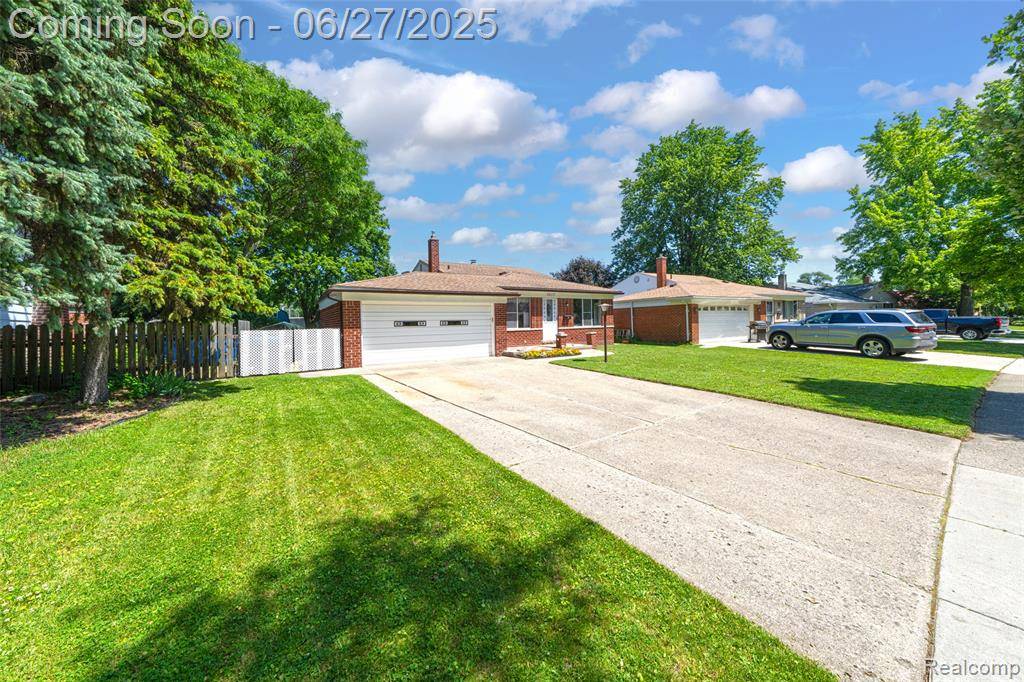 Warren, MI 48088,15117 Adams Avenue