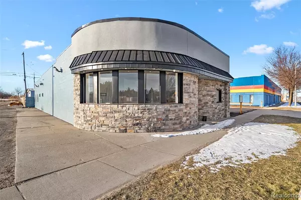 Dearborn, MI 48184,32413 Michigan Avenue