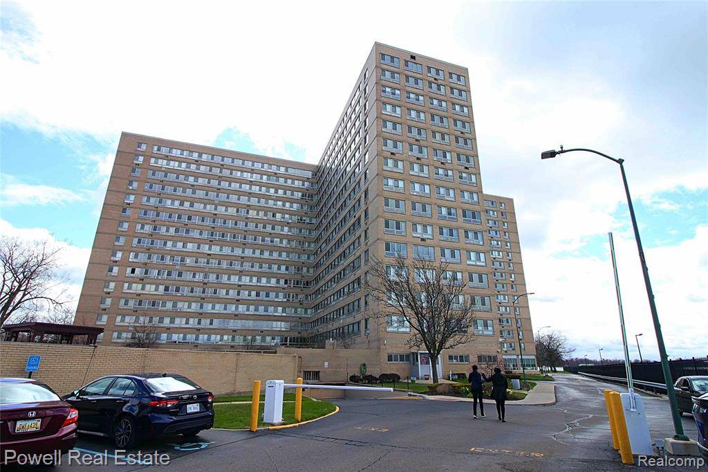 8900 E. Jefferson Avenue, Detroit, MI 48214