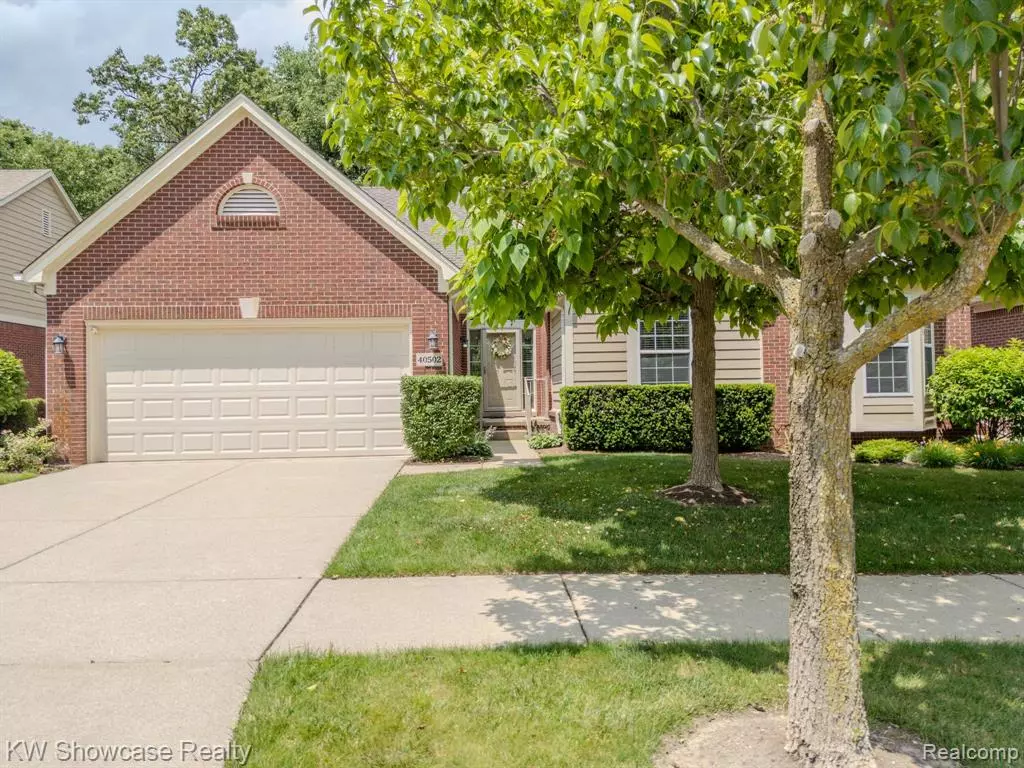 Novi, MI 48377,40502 Lenox Park Drive Drive