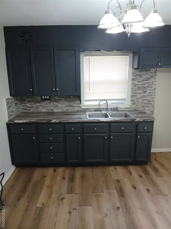 Muskegon, MI 49444,3300 5th Street