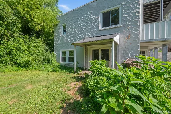 Auburn Hills, MI 48326,34 Cross Street