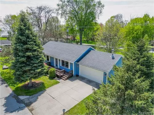 Monroe, MI 48162,3484 Lakeshore Drive