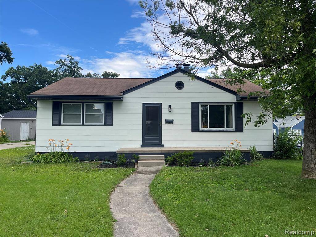 23702 Crossley Avenue, Hazel Park, MI 48030